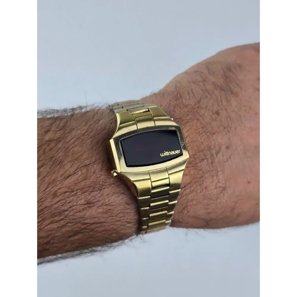 Vintage Wittnauer Polara led Gold Filled/Plated Men's Watch w/ box -not working